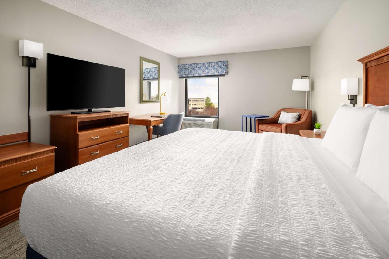 Hampton Inn Memphis-Walnut Grove/Baptist East Екстер'єр фото