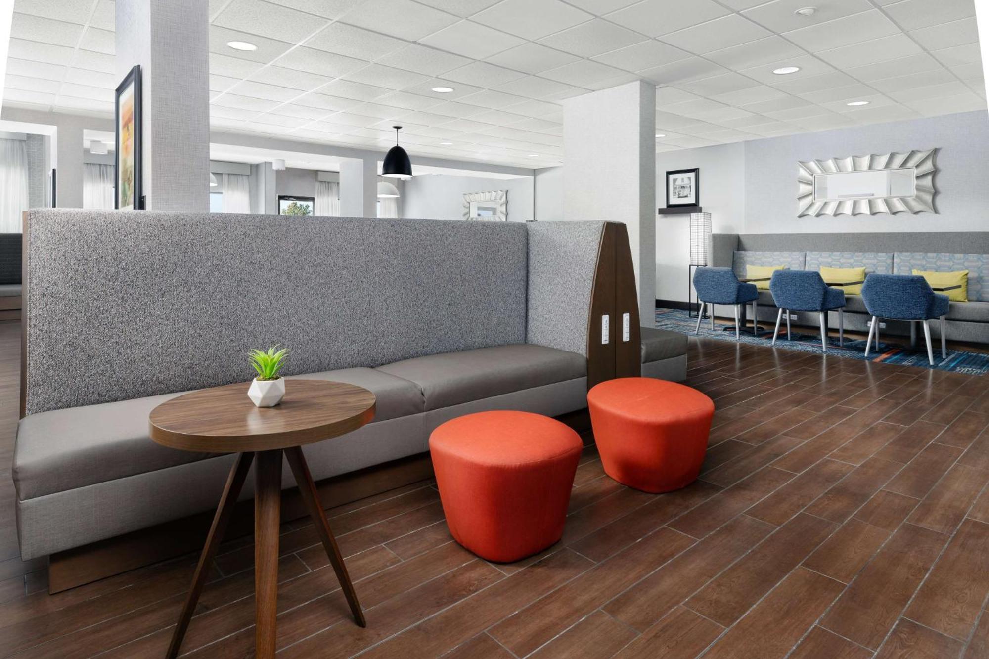 Hampton Inn Memphis-Walnut Grove/Baptist East Екстер'єр фото