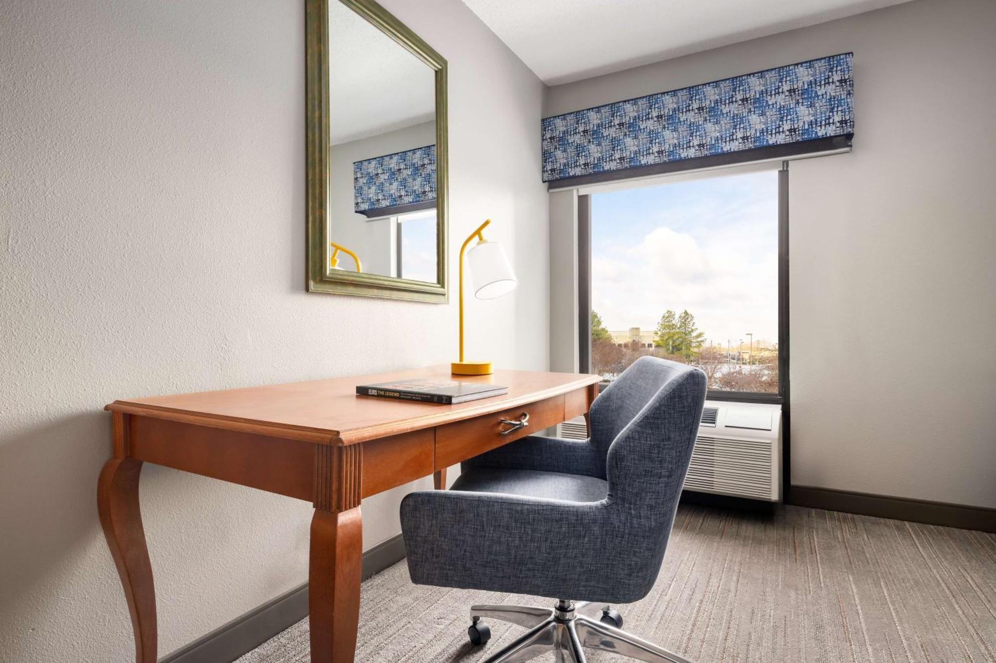 Hampton Inn Memphis-Walnut Grove/Baptist East Екстер'єр фото