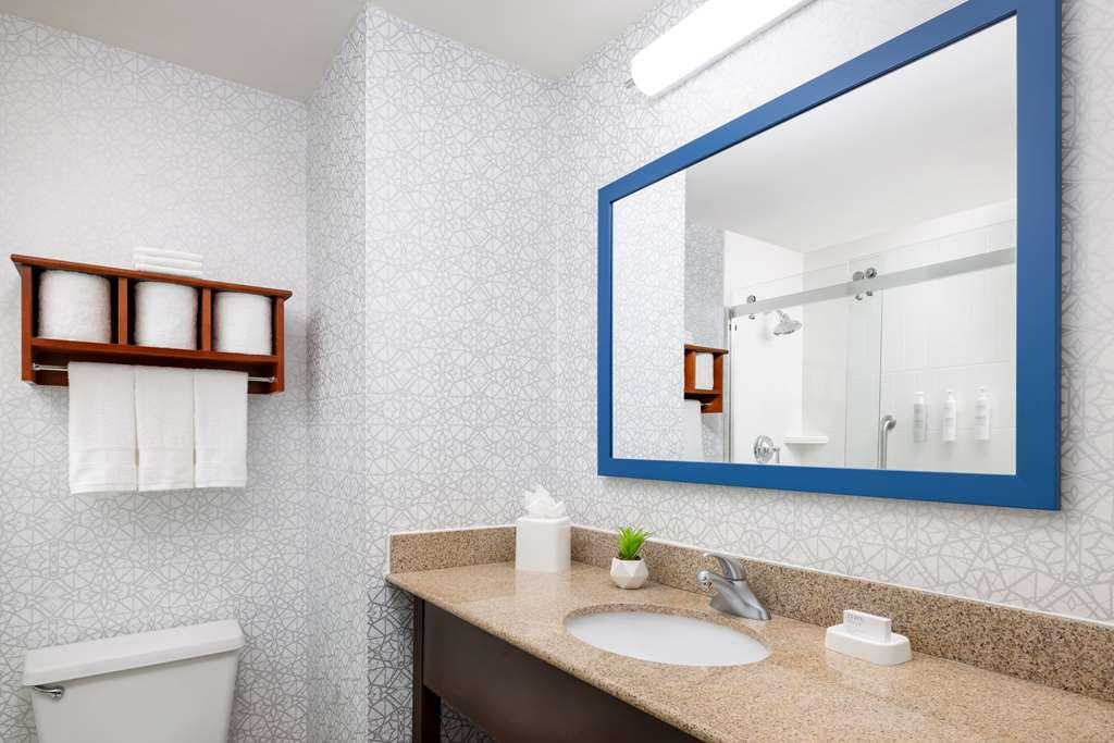 Hampton Inn Memphis-Walnut Grove/Baptist East Номер фото