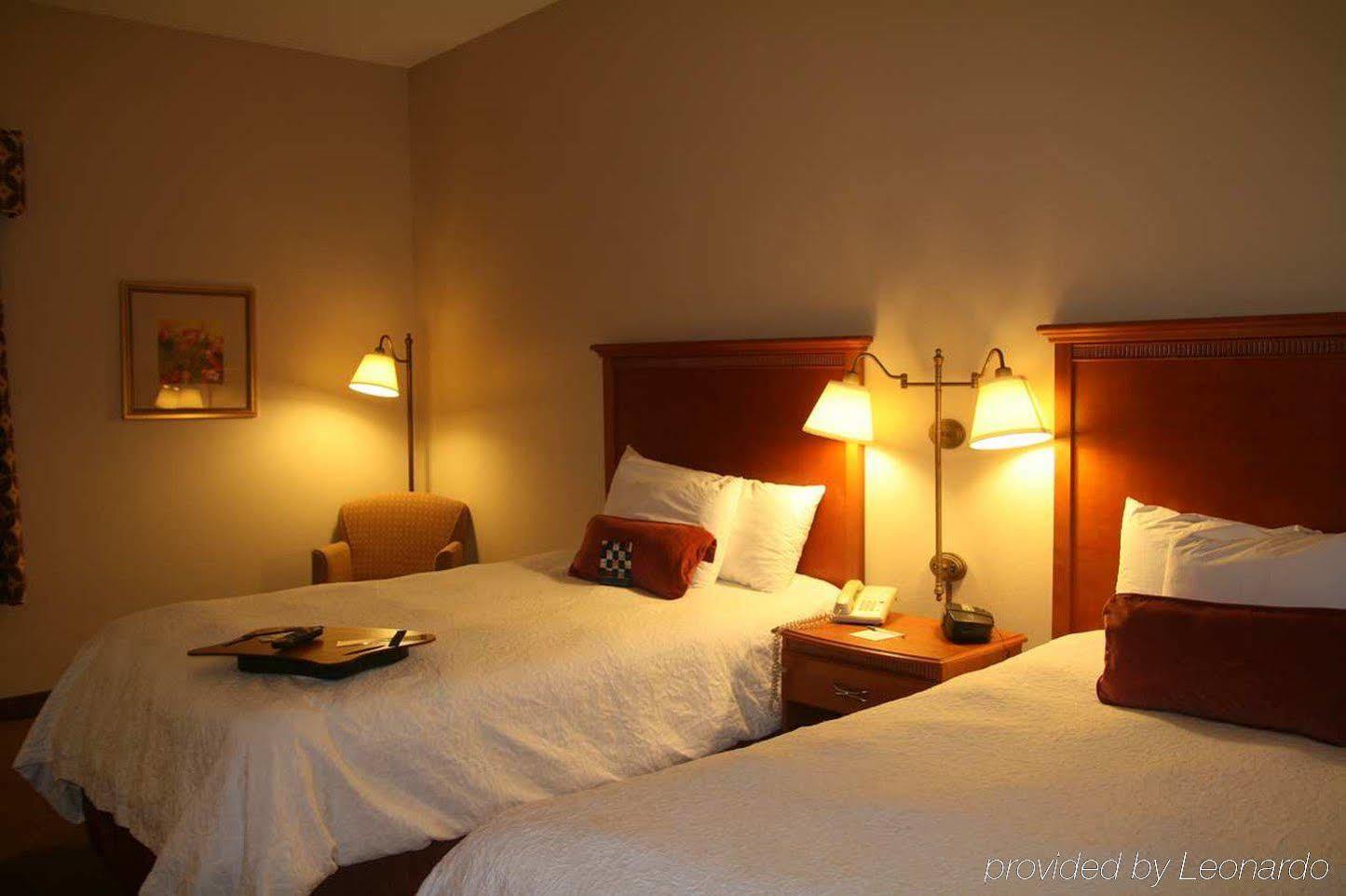 Hampton Inn Memphis-Walnut Grove/Baptist East Екстер'єр фото
